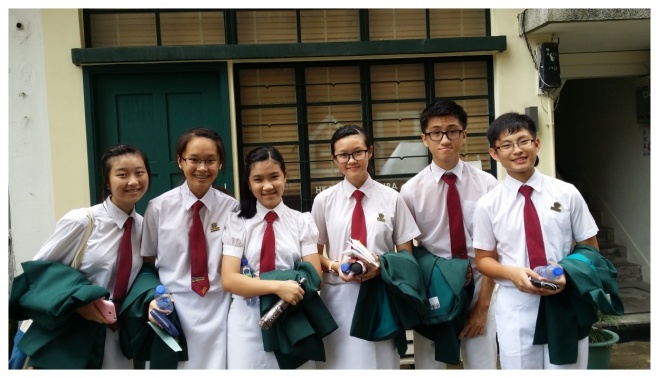 Đồng phục học sinh độc đáo tại Hong Kong