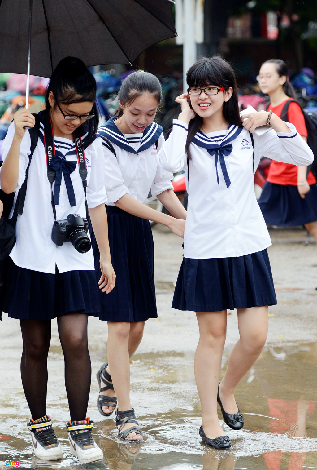 Đồng phục học sinh phong cách thủy thủ trường Lương Thế Vinh