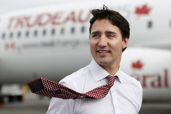 Mặc đẹp như thủ tướng Canada không quên chiếc cravat