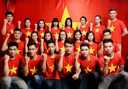 Mẫu áo lá cờ đỏ sao vàng cổ vũ đội tuyển U23 Việt Nam