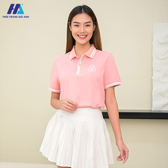 Mẫu áo đồng phục màu hồng mang vẻ đẹp thanh lịch và trẻ trung