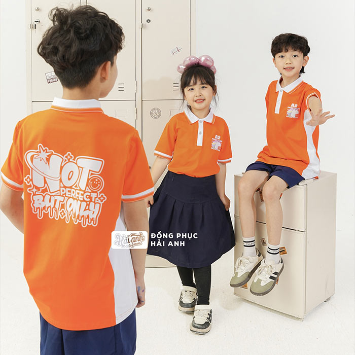 Áo thun đồng phục màu cam được ứng dụng trong nhiều ngành nghề