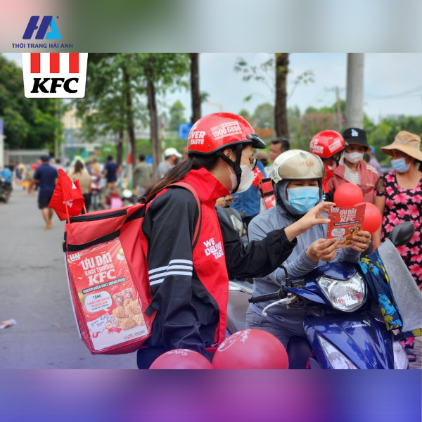 Mẫu áo khoác đồng phục thương hiệu gà rán KFC