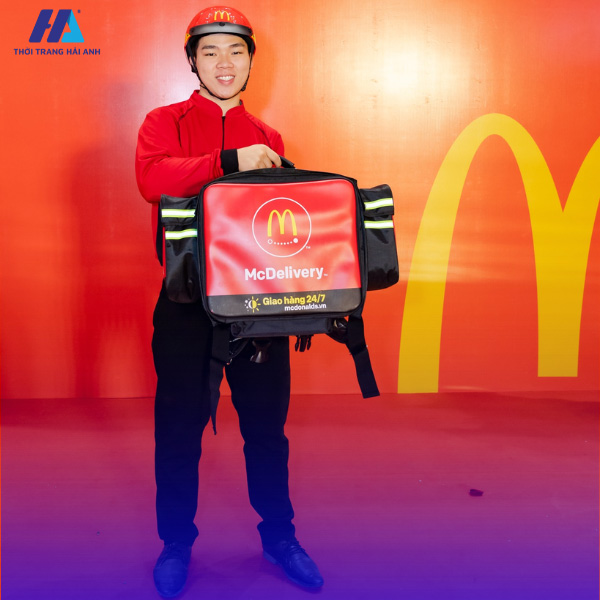 Mũ đồng phục MCDonald's cho nhân viên giao hàng