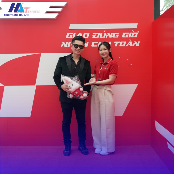 Top 5+ Mẫu Đồng Phục J&T Thiết Kế Năng Động, Trẻ Trung Top 5+ Mẫu Đồng Phục J&T Thiết Kế Năng Động, Trẻ Trung
