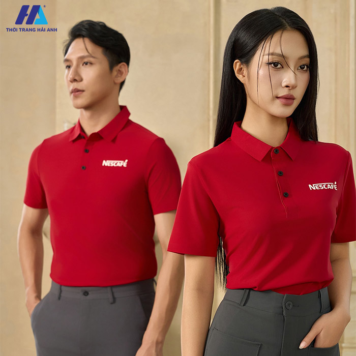 In decal trên vải sử dụng một tấm decal chuyên dụng và ép nhiệt