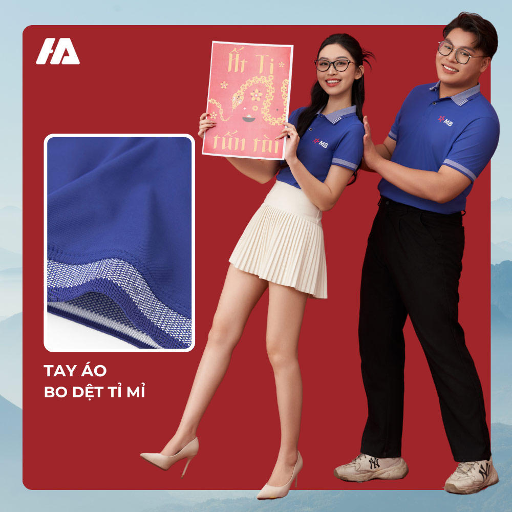 Cổ áo dệt họa tiết trắng nổi bật - form polo dễ mặc